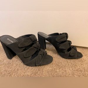 Gianni Bini black mules size 8.5M
